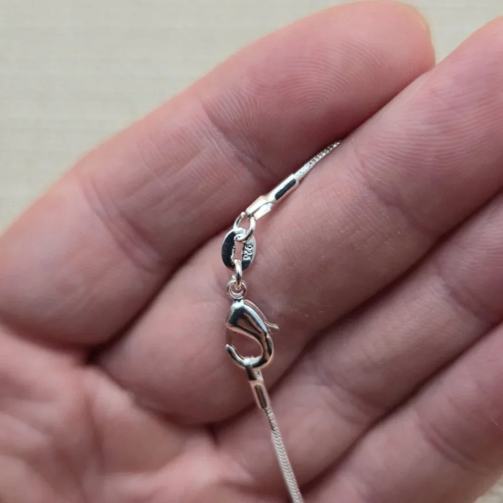 18 Inch Sterling Silver Square Cubic Zirconia Pendant Necklace A4786 - Picture 6 of 8